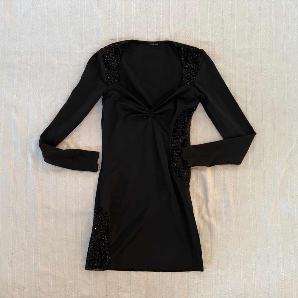 Elegant Black Long Sleeve Dress
